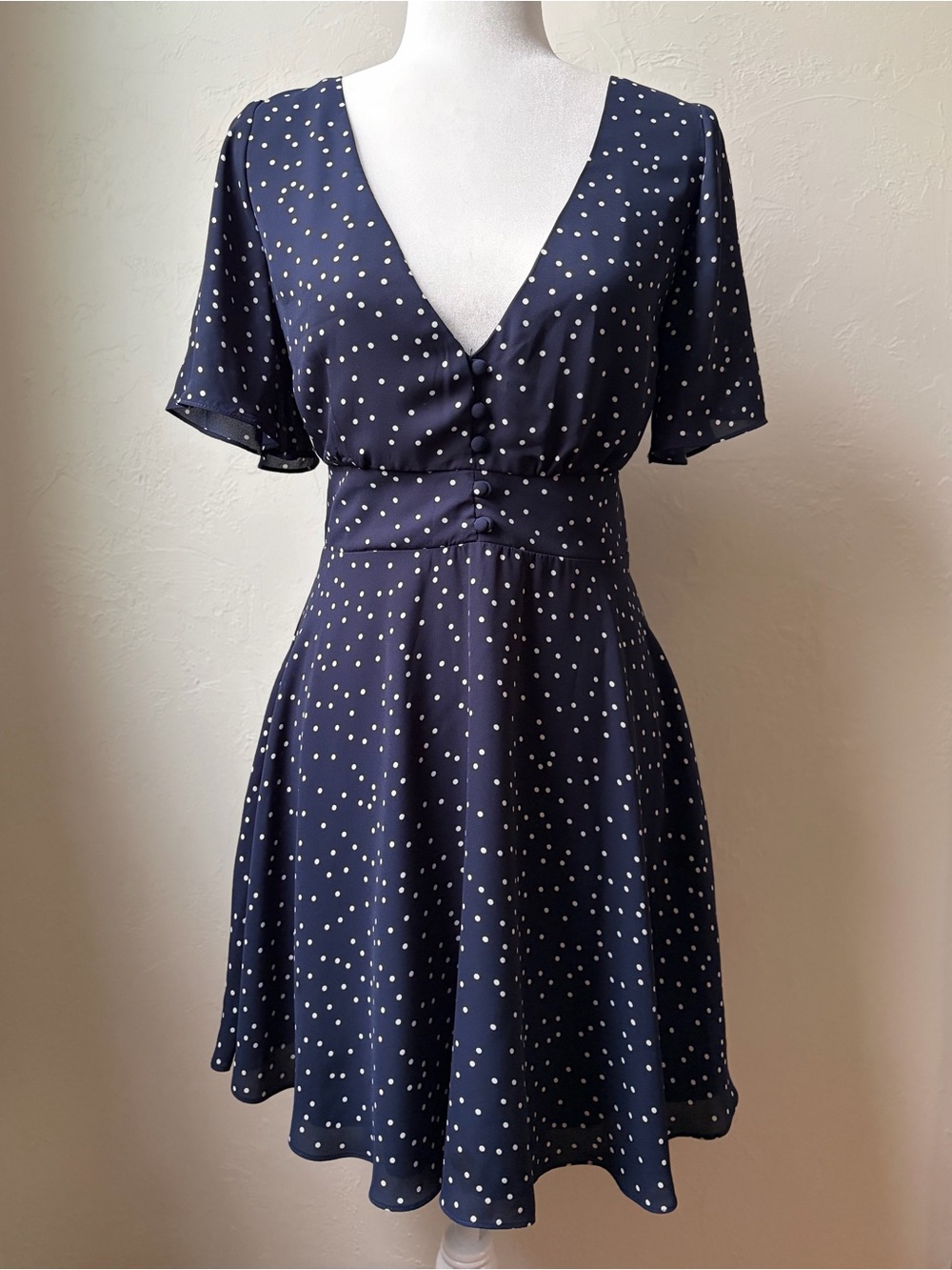 BB Dakota NWT Navy Polka Dot Fit & Flare Dress Flutter Sleeve Size 8